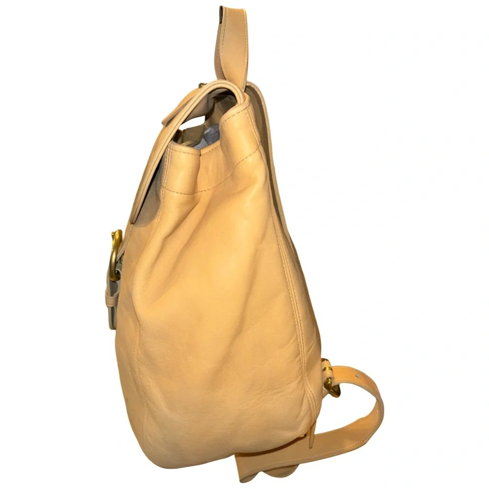 Vintage Coach Soho Buckle Tan/Yellow Leather Backpack 4134 - Picture 6 of 16